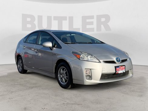 Used 2010 Toyota Prius Five image 7