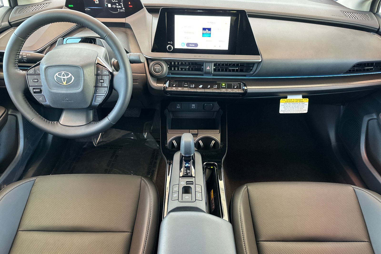 New 2027 Toyota Prius Plug-In Hybrid FWD image 15