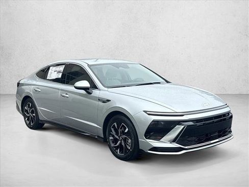 Used 2025 Hyundai Sonata SEL image 7