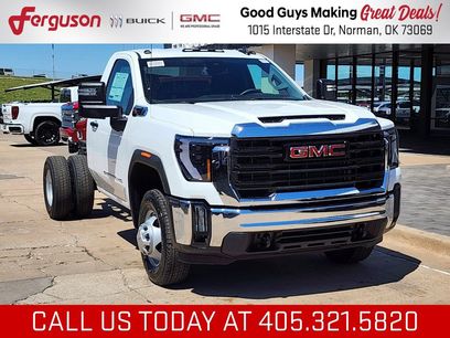 New 2026 GMC Sierra 3500 Pro w/ Convenience Package