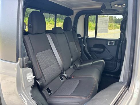 Used 2023 Jeep Gladiator Mojave w/ Cold Weather Group AWD/4WD image 46