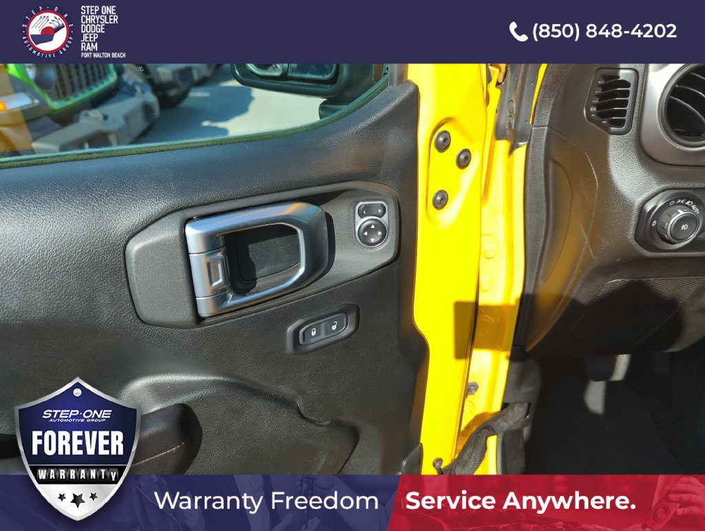 Used 2019 Jeep Wrangler Sport AWD/4WD image 13