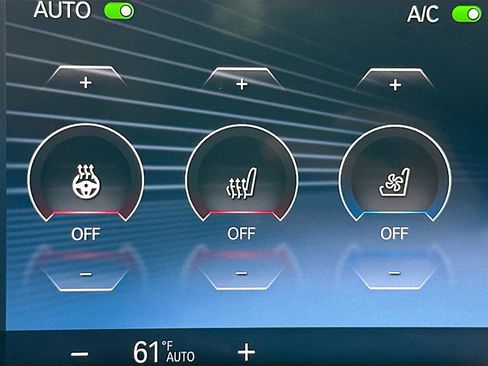 Certified 2023 BMW X7 xDrive40i w/ M Sport Package image 20