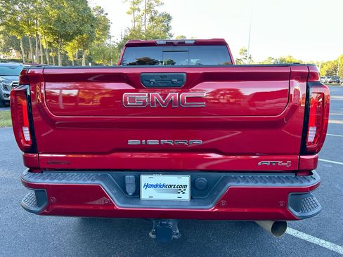 Used 2022 GMC Sierra 2500 AT4 w/ AT4 Preferred Package image 8