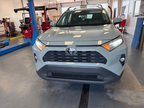Used 2021 Toyota RAV4 XLE w/ Convenience Package AWD/4WD image 7