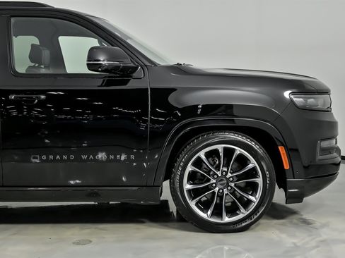 Used 2024 Jeep Grand Wagoneer L Series II w/ Quick Order Packagew 28T image 15