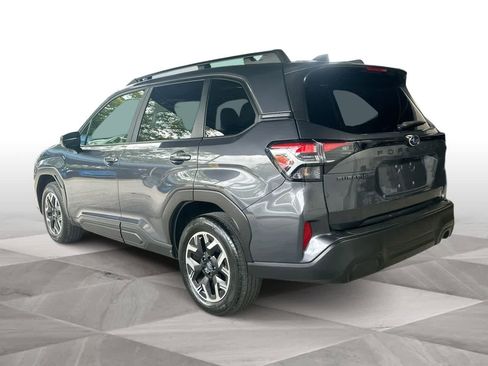 Certified 2025 Subaru Forester Premium AWD/4WD image 6