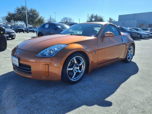 Used 2006 Nissan 350Z Touring image 19
