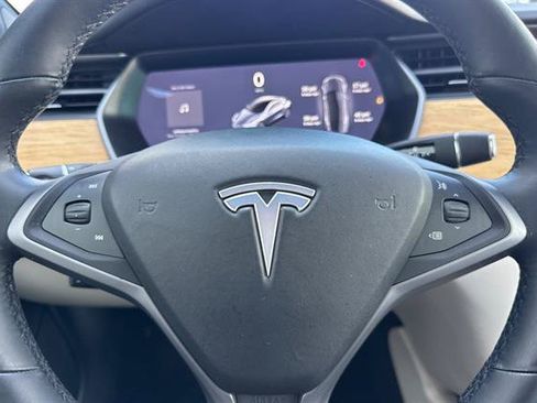 Used 2020 Tesla Model S Long Range Plus AWD/4WD image 24