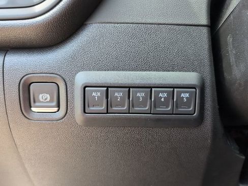 New 2025 Chevrolet Silverado 3500 W/T image 22