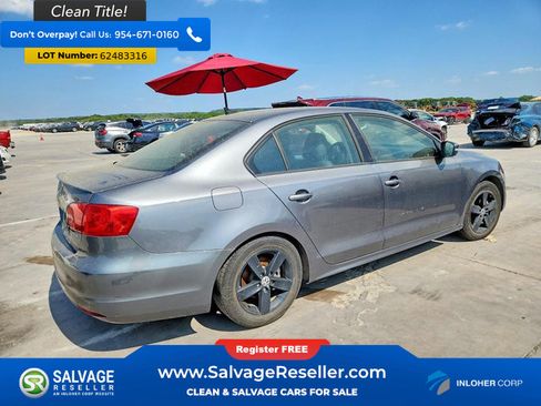 Used 2012 Volkswagen Jetta TDI FWD image 4