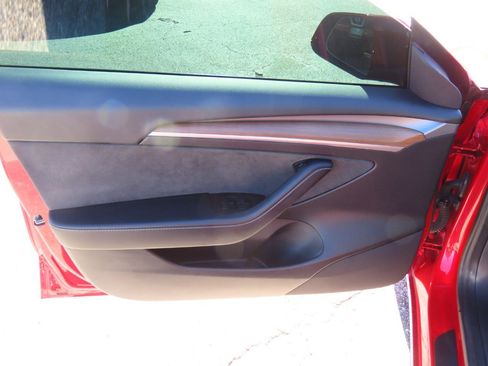 Used 2021 Tesla Model 3 Standard Range Plus image 27
