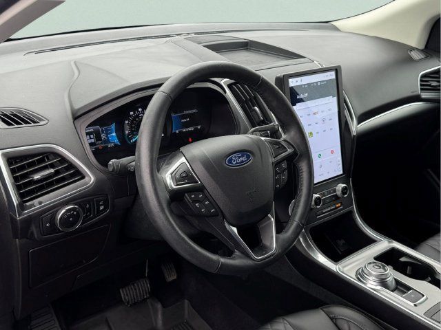 Used 2024 Ford Edge Titanium AWD/4WD image 19