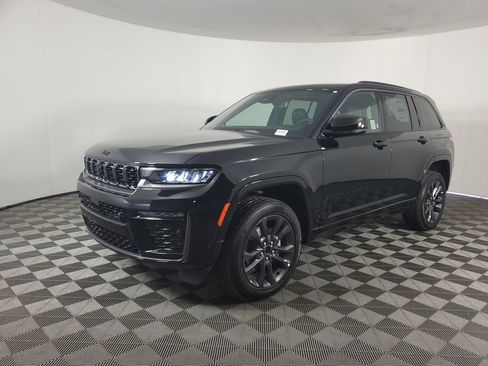 New 2026 Jeep Grand Cherokee Limited AWD/4WD image 8