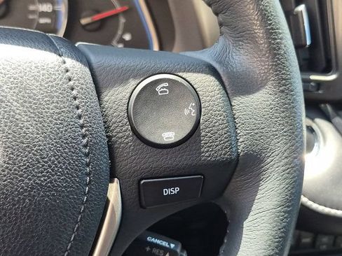 Used 2015 Toyota RAV4 Limited w/ Technology Package FWD image 20
