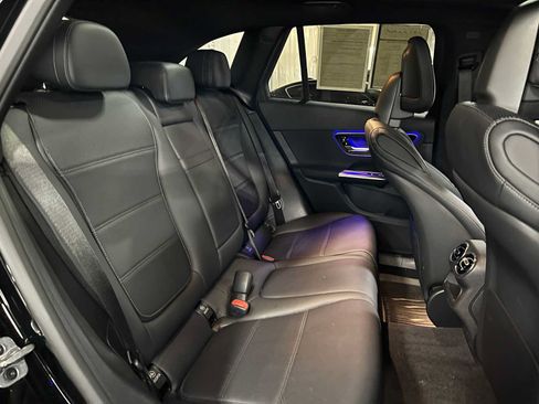 Used 2026 Mercedes-Benz GLC 300 4MATIC image 12
