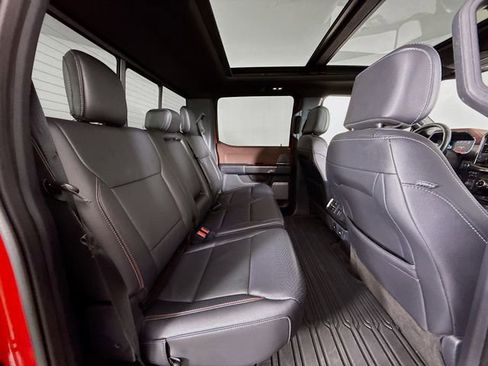 Certified 2022 Ford F150 Lariat w/ Equipment Group 502A High image 28