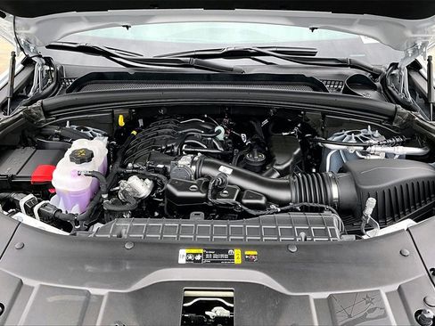 New 2025 Jeep Grand Cherokee L Altitude image 11