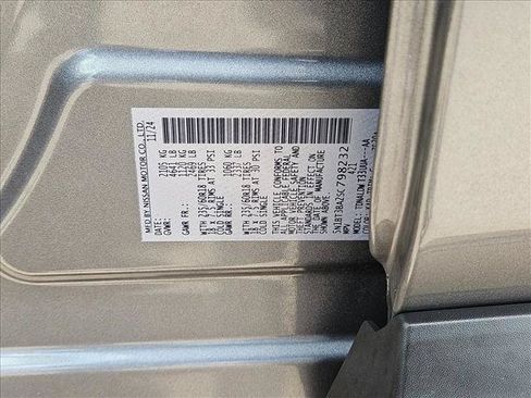 Used 2025 Nissan Rogue SV FWD image 25