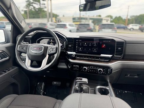 Used 2026 GMC Sierra 1500 Elevation AWD/4WD image 12