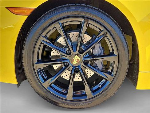 Used 2024 Porsche 718 Cayman image 22