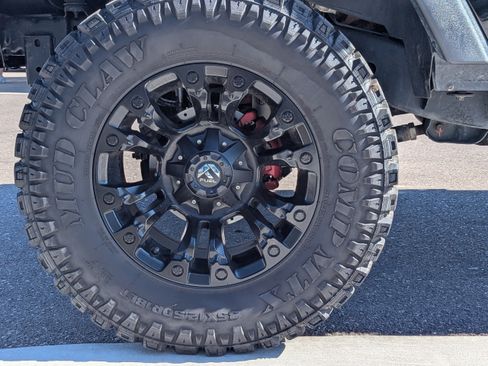 Used 2016 Jeep Wrangler Unlimited Sport w/ Quick Order Package 24S AWD/4WD image 45