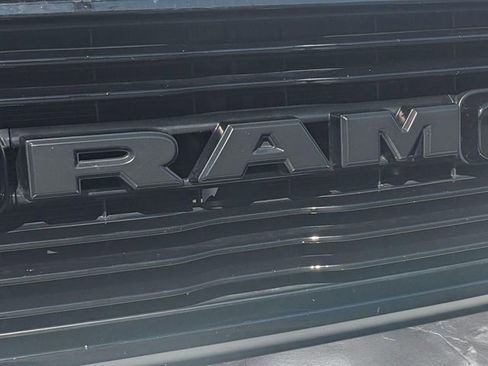 Used 2020 RAM 1500 Big Horn AWD/4WD image 9