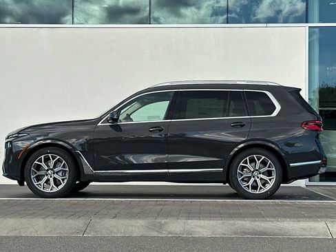 New 2026 BMW X7 xDrive40i w/ Premium Package AWD/4WD image 6