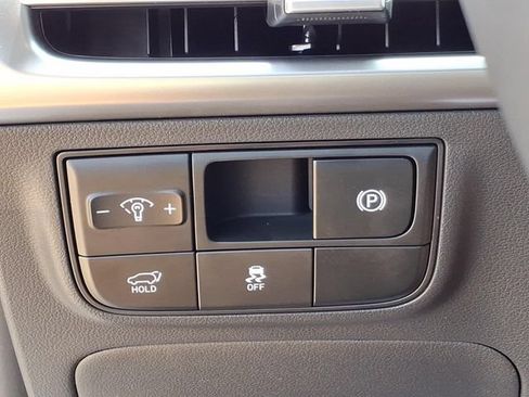 New 2026 Hyundai Tucson Limited FWD image 23