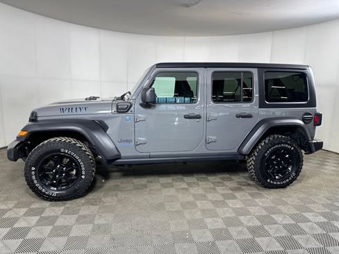 Used 2023 Jeep Wrangler Unlimited w/ Cold Weather Group image 6