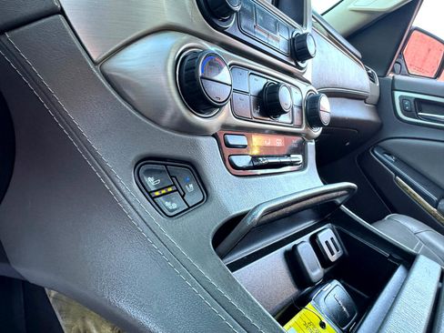 Used 2017 GMC Yukon Denali w/ Open Road Package image 25