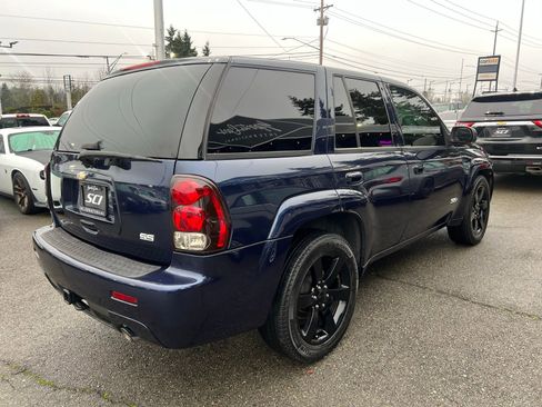 Used 2009 Chevrolet TrailBlazer SS w/ Sun And 6-Disc Cd Package image 7
