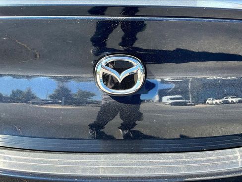 Used 2021 MAZDA MAZDA3 s image 30