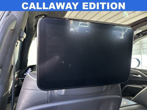 Used 2022 Cadillac Escalade Sport Platinum w/ LPO, ONYX Package AWD/4WD image 27