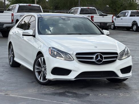 Used 2016 Mercedes-Benz E 350 Sedan w/ Premium Package image 3