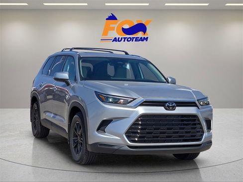 New 2026 Toyota Grand Highlander XLE image 6