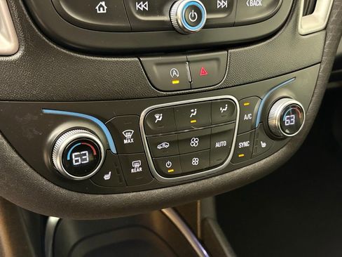 Used 2023 Chevrolet Malibu LT image 32