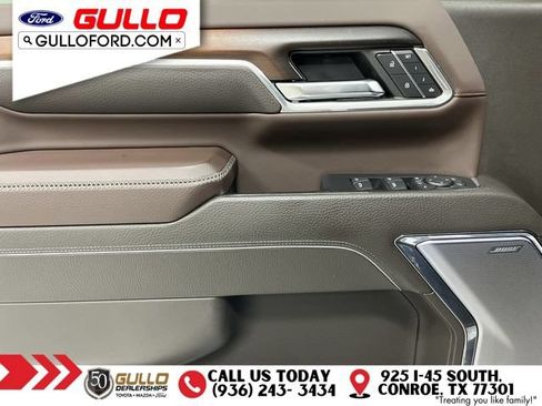 Used 2024 GMC Sierra 3500 Denali w/ Denali Reserve Package AWD/4WD image 18