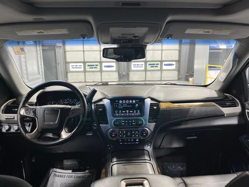 Used 2017 GMC Yukon Denali w/ Open Road Package AWD/4WD image 36