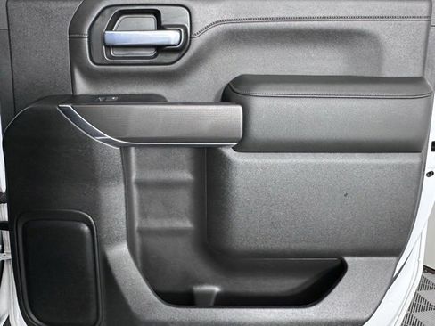 Used 2022 GMC Sierra 3500 AT4 image 29