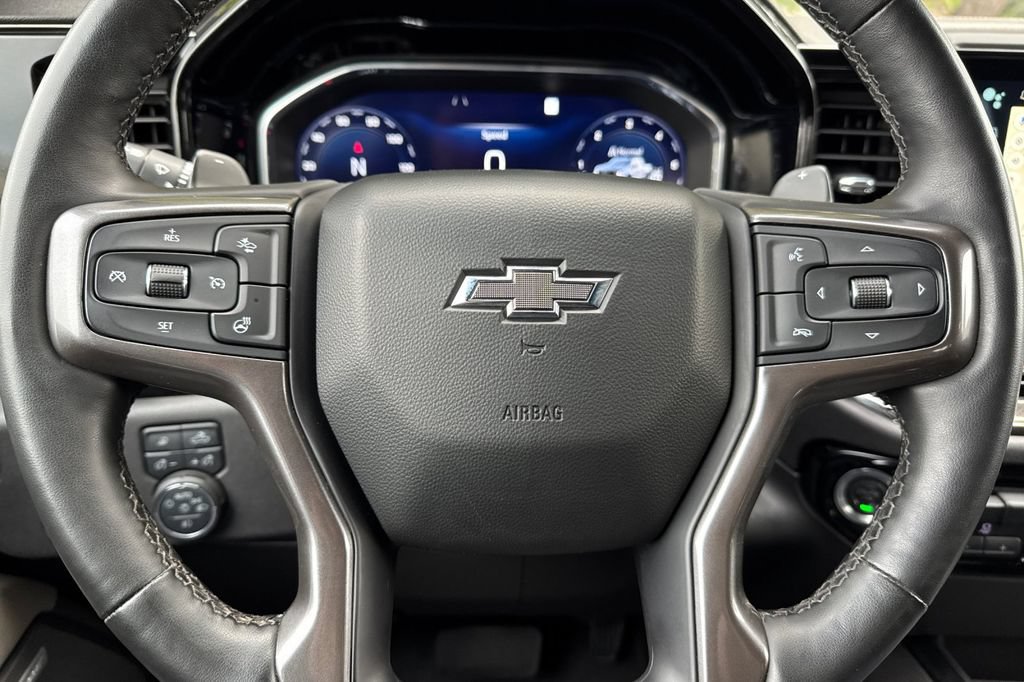 Used 2023 Chevrolet Silverado 1500 ZR2 w/ Technology Package AWD/4WD image 27