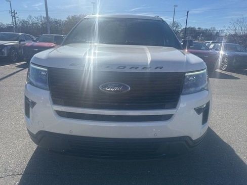 Used 2019 Ford Explorer Sport w/ Equipment Group 401A AWD/4WD image 2