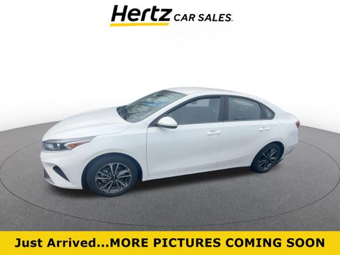 Used 2024 Kia Forte LXS image 1