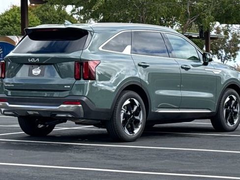 New 2026 Kia Sorento EX image 5