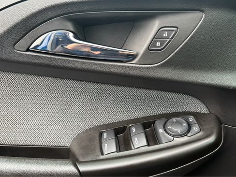 Used 2023 Chevrolet TrailBlazer LT w/ Convenience Package image 29