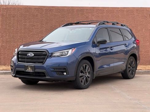 Used 2022 Subaru Ascent Onyx Edition image 12
