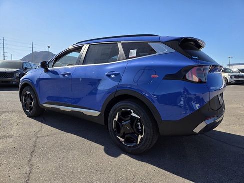 New 2026 Kia Sportage EX w/ EX Panorama Roof Package FWD image 4