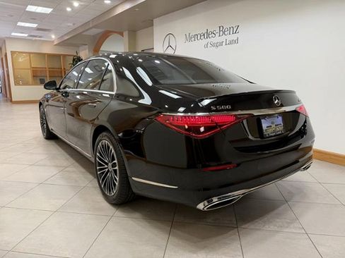 Used 2025 Mercedes-Benz S 580 4MATIC Sedan image 3