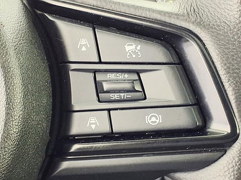 Certified 2025 Subaru Outback Onyx Edition image 18