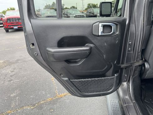 Used 2021 Jeep Wrangler Unlimited Sport AWD/4WD image 28